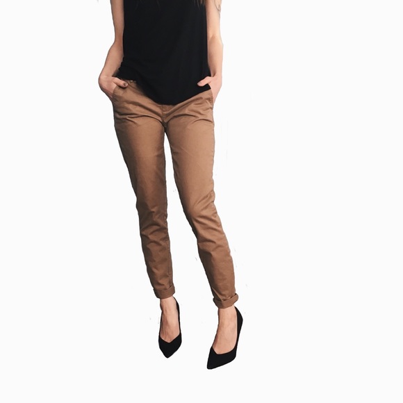 GAP Pants - GAP Khaki Skinnies